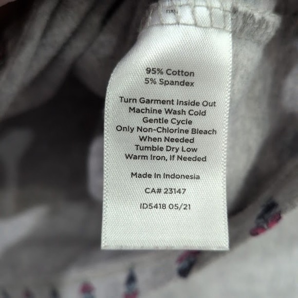 Talbots Women's The Talbot Tee Top Medium Gray Paisley Print Stretch Round Neck - Picture 4 of 9